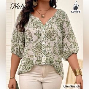 Green Floral Blouse W/Gold Accents! Like New 1XL Curve PTP 26